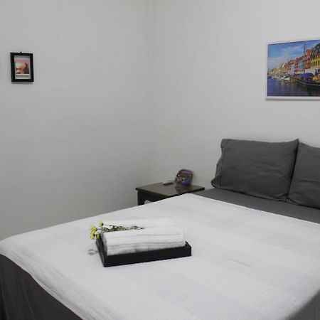 Pangsapuri studio 37 m² dengan 1 bilik mandi peribadi di Makati Manila Luaran gambar