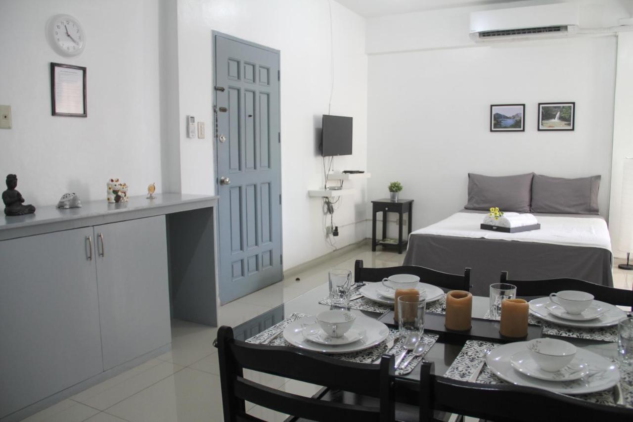 Pangsapuri studio 37 m² dengan 1 bilik mandi peribadi di Makati Manila Luaran gambar