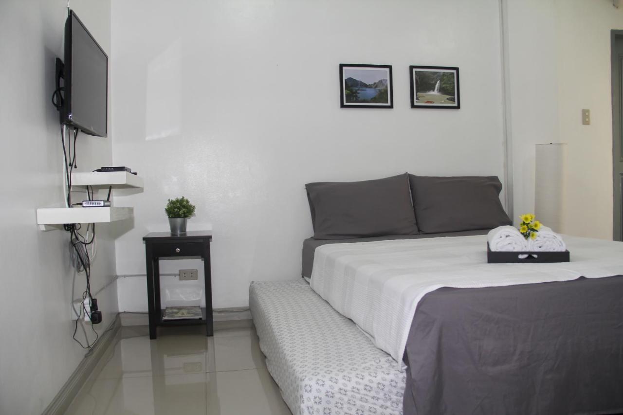 Pangsapuri studio 37 m² dengan 1 bilik mandi peribadi di Makati Manila Luaran gambar