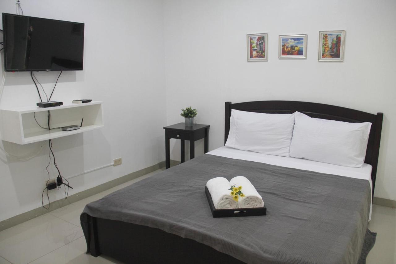 Pangsapuri studio 37 m² dengan 1 bilik mandi peribadi di Makati Manila Luaran gambar
