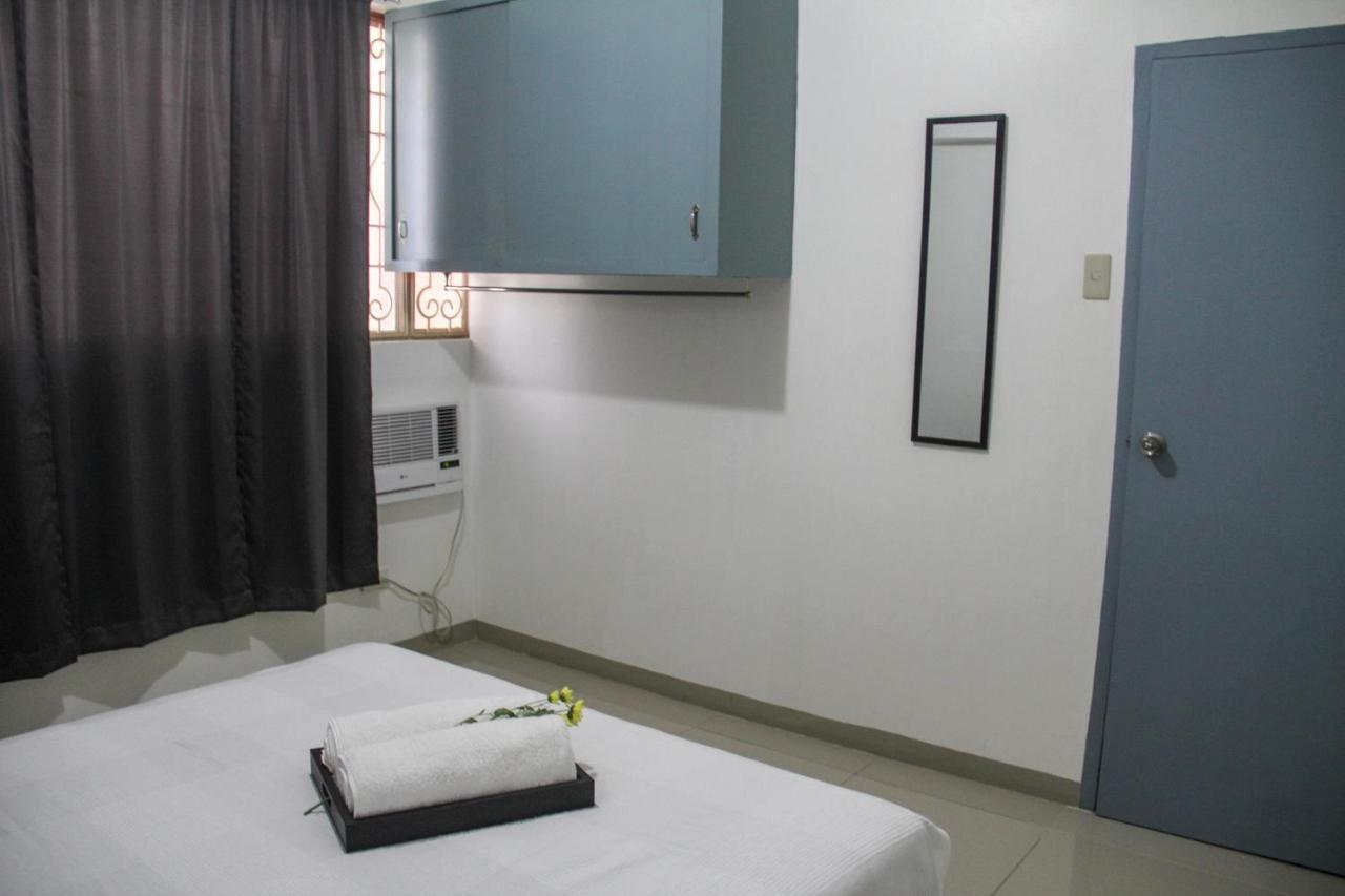 Pangsapuri studio 37 m² dengan 1 bilik mandi peribadi di Makati Manila Luaran gambar
