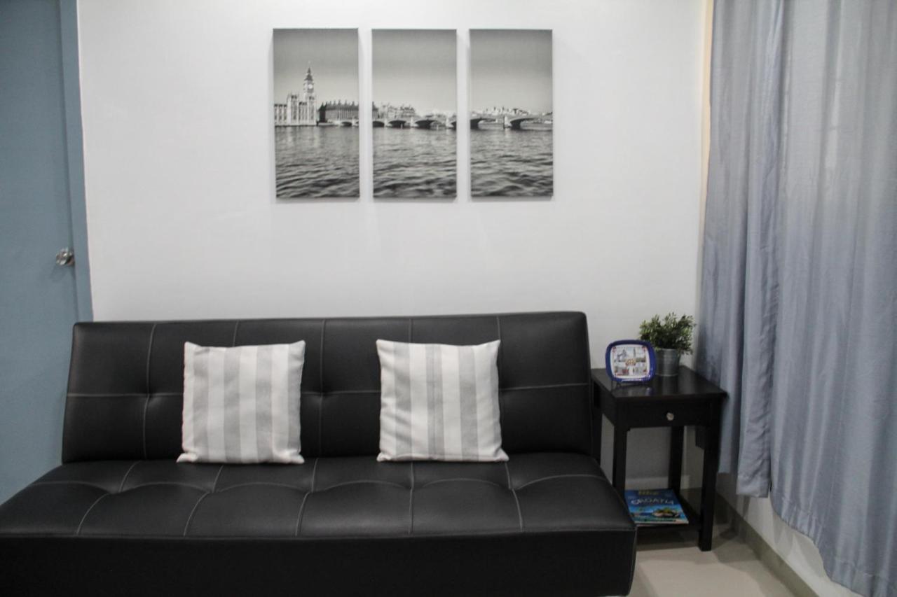 Pangsapuri studio 37 m² dengan 1 bilik mandi peribadi di Makati Manila Luaran gambar